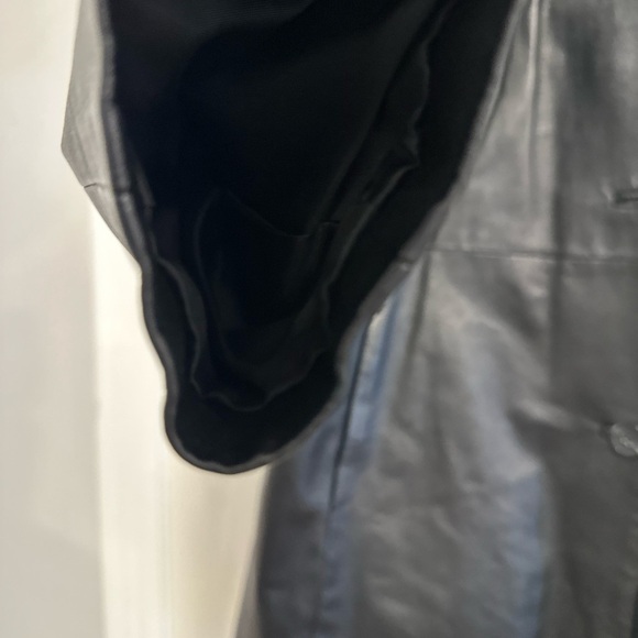 Colebrook Women's XL Black Leather Classic Mid Length Lined Coat Jacket. - Picture 12 of 14